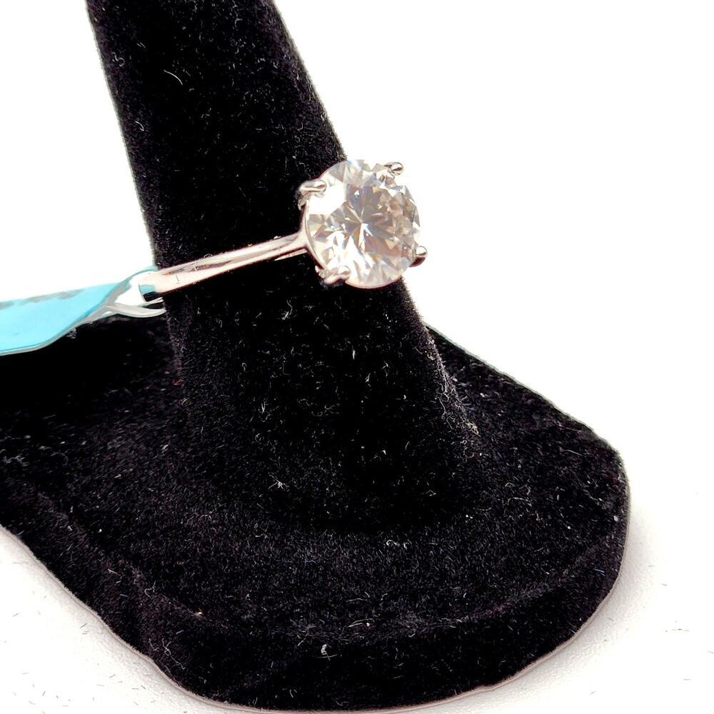 925 Sterling Silver Moissanite 2.38 CTW VVSD Color Size 6 - Picture 3 of 10
